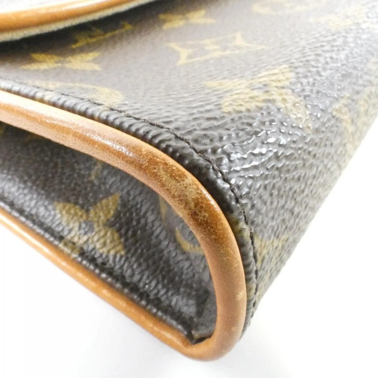 LOUIS VUITTON Pochette M51855+M67304 Belt Monogram 3