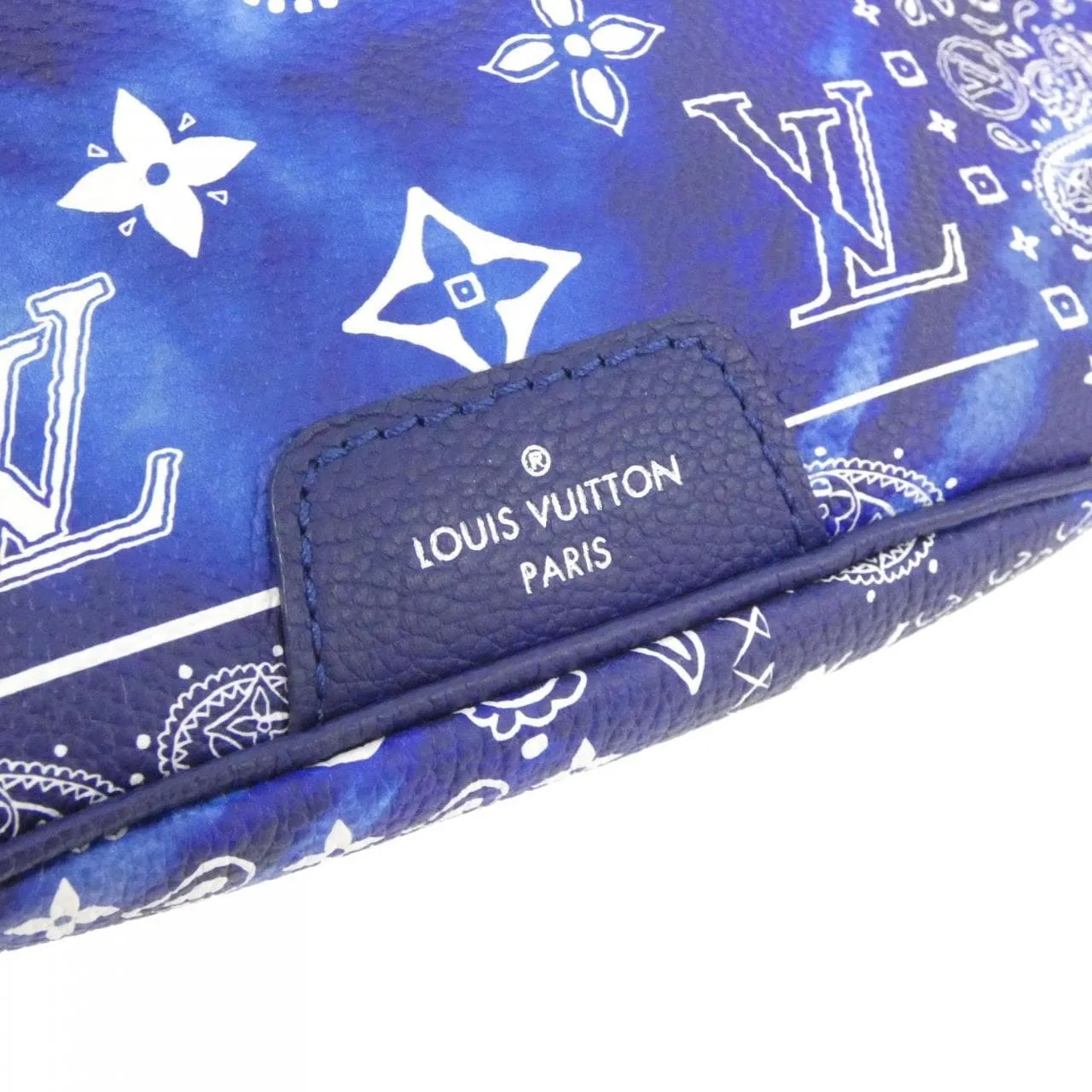 LOUIS VUITTON Discovery M20587 肩背包 Monogram 4