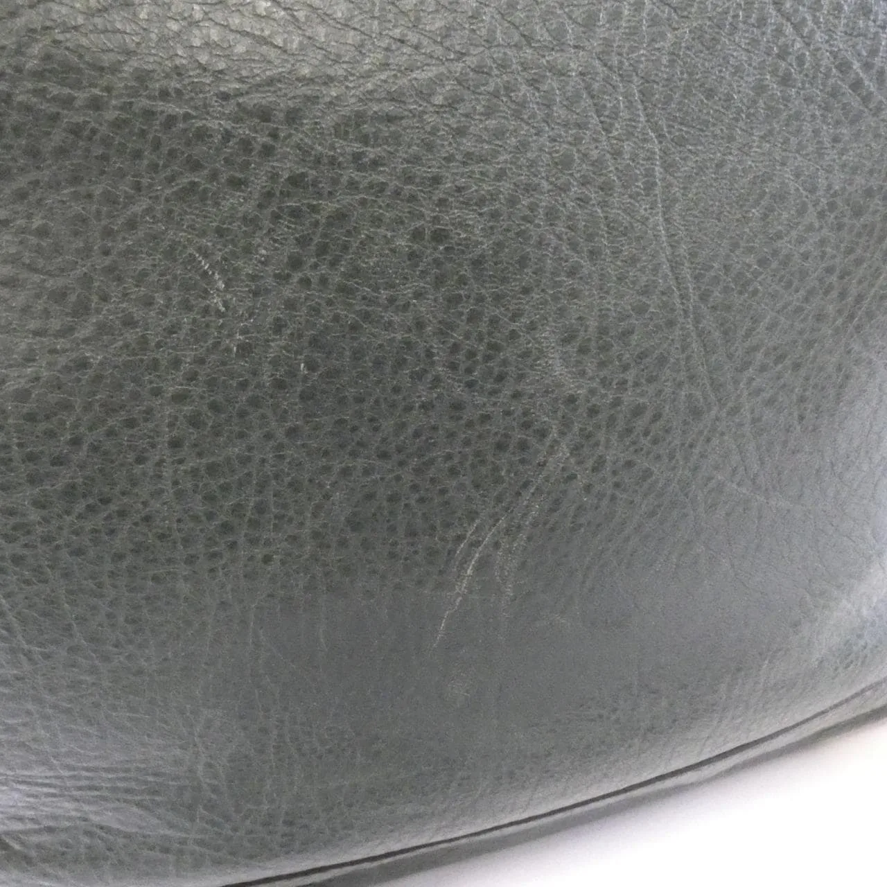 BALENCIAGA 272409 D9404 肩背包 羊皮 4