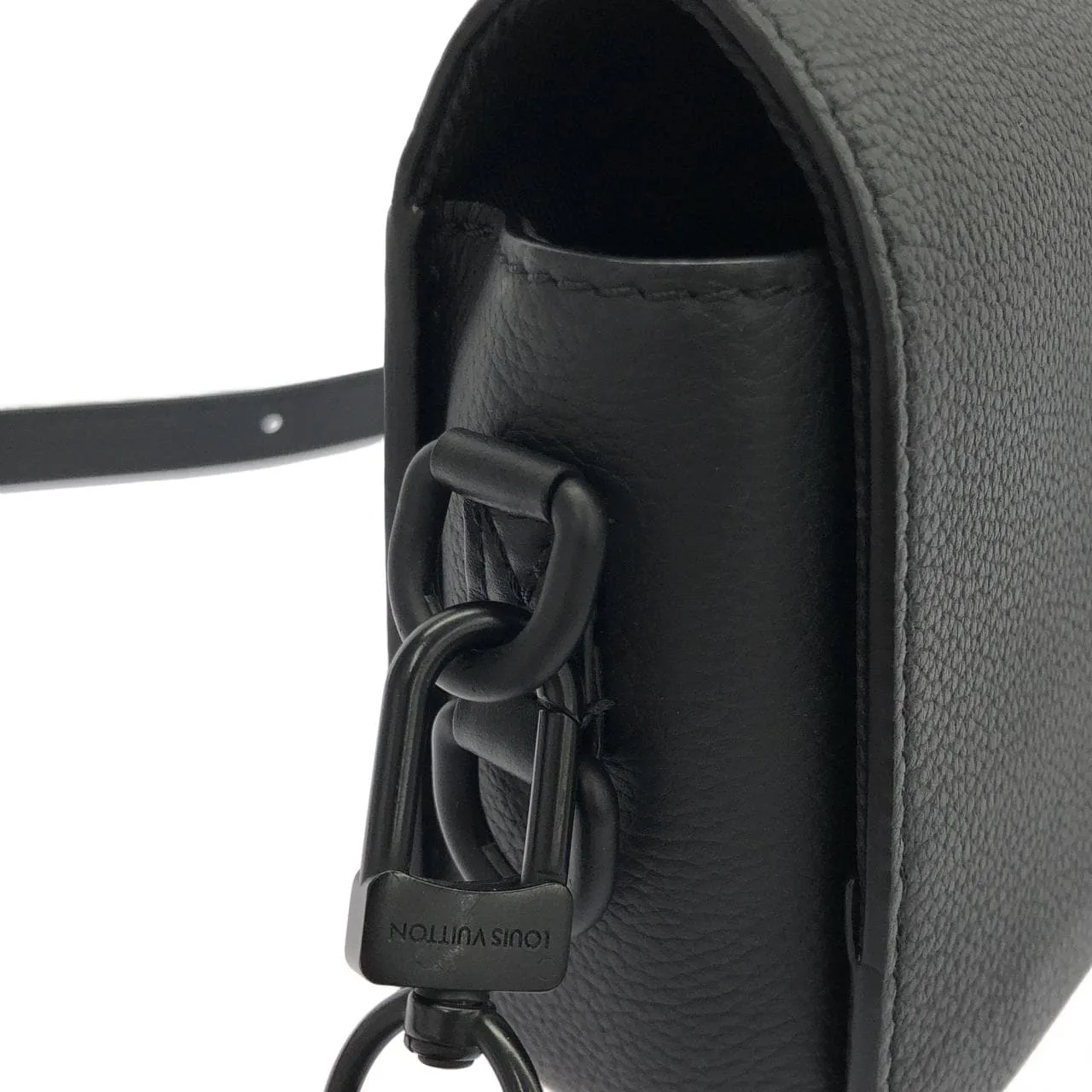 LOUIS VUITTON M82085 肩背包 羊皮 黑色 羊皮 中古品A - 縮圖 6