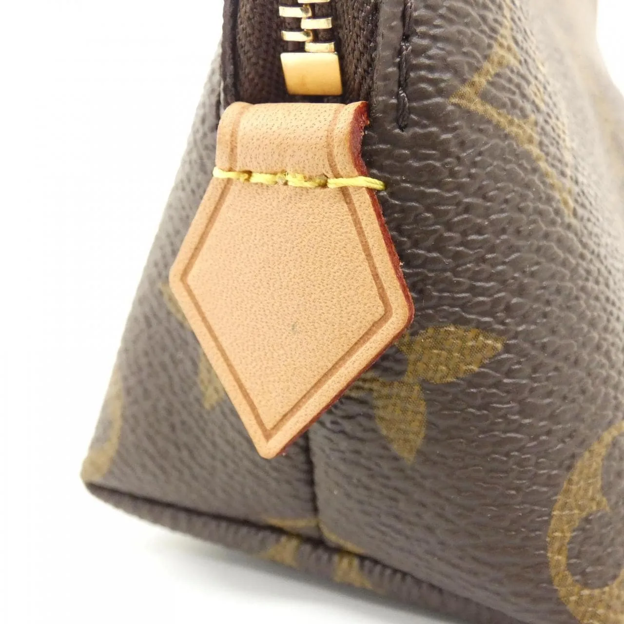 LOUIS VUITTON Pochette M47515 Pouch Monogram 黑色 Monogram 中古品A - 縮圖 4