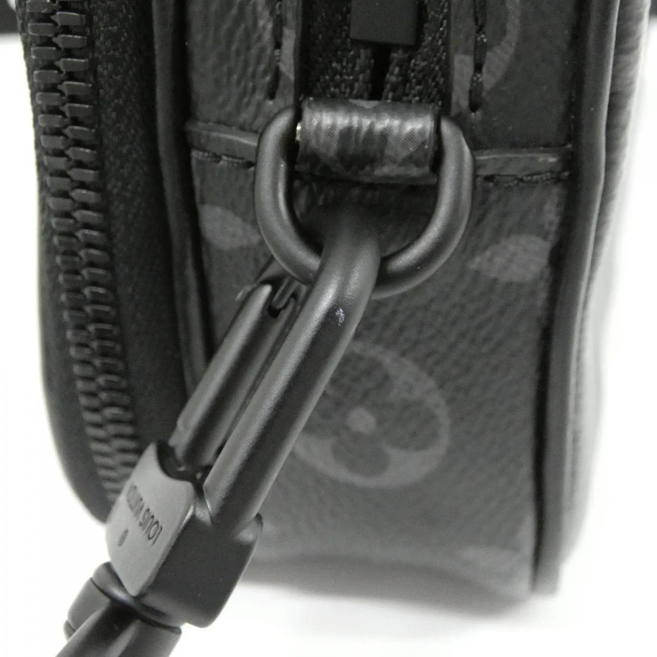 LOUIS VUITTON Eclipse M82542 肩背包 Monogram 黑色 Monogram 中古品A - 縮圖 5