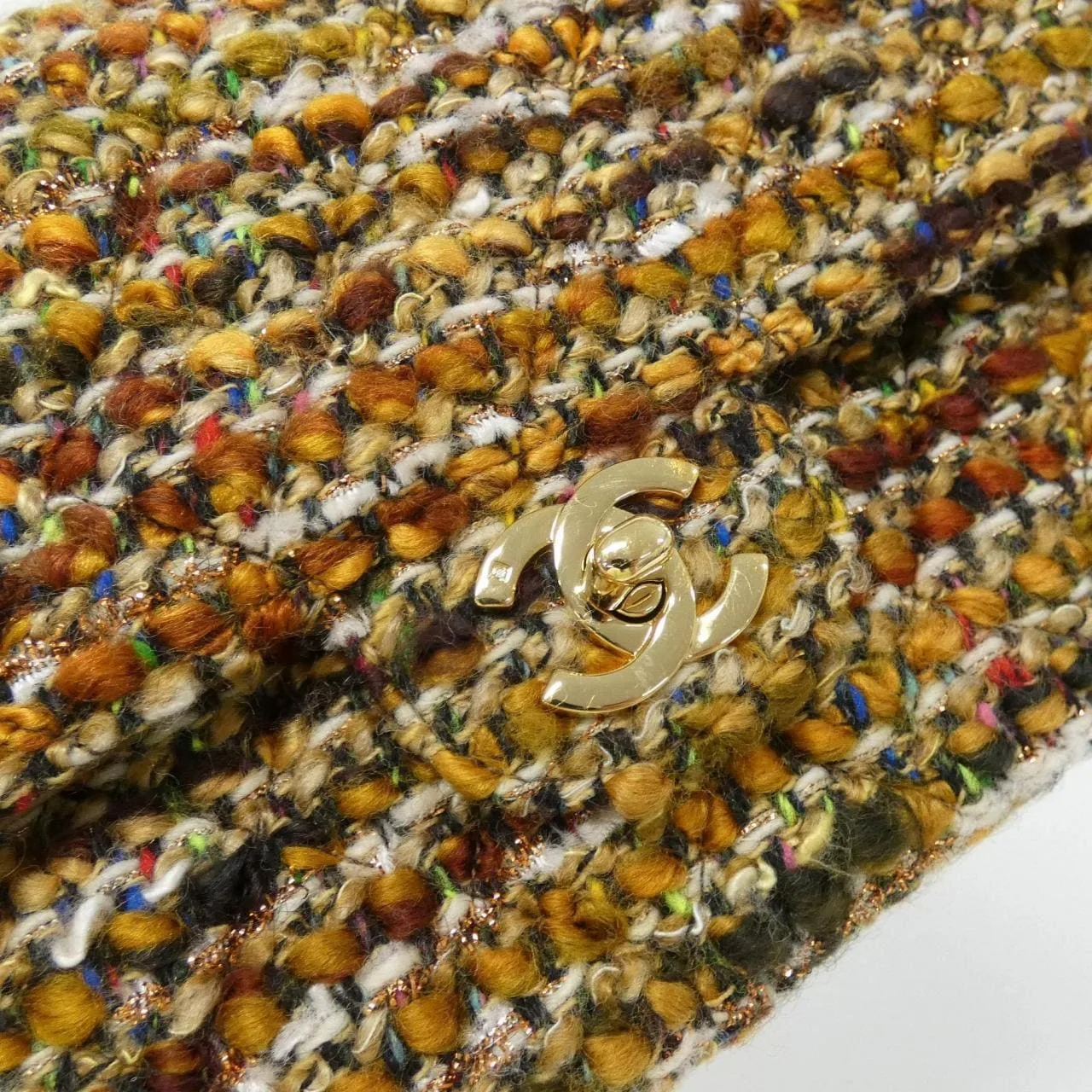 CHANEL Matelasse 1112 Shoulder Tweed