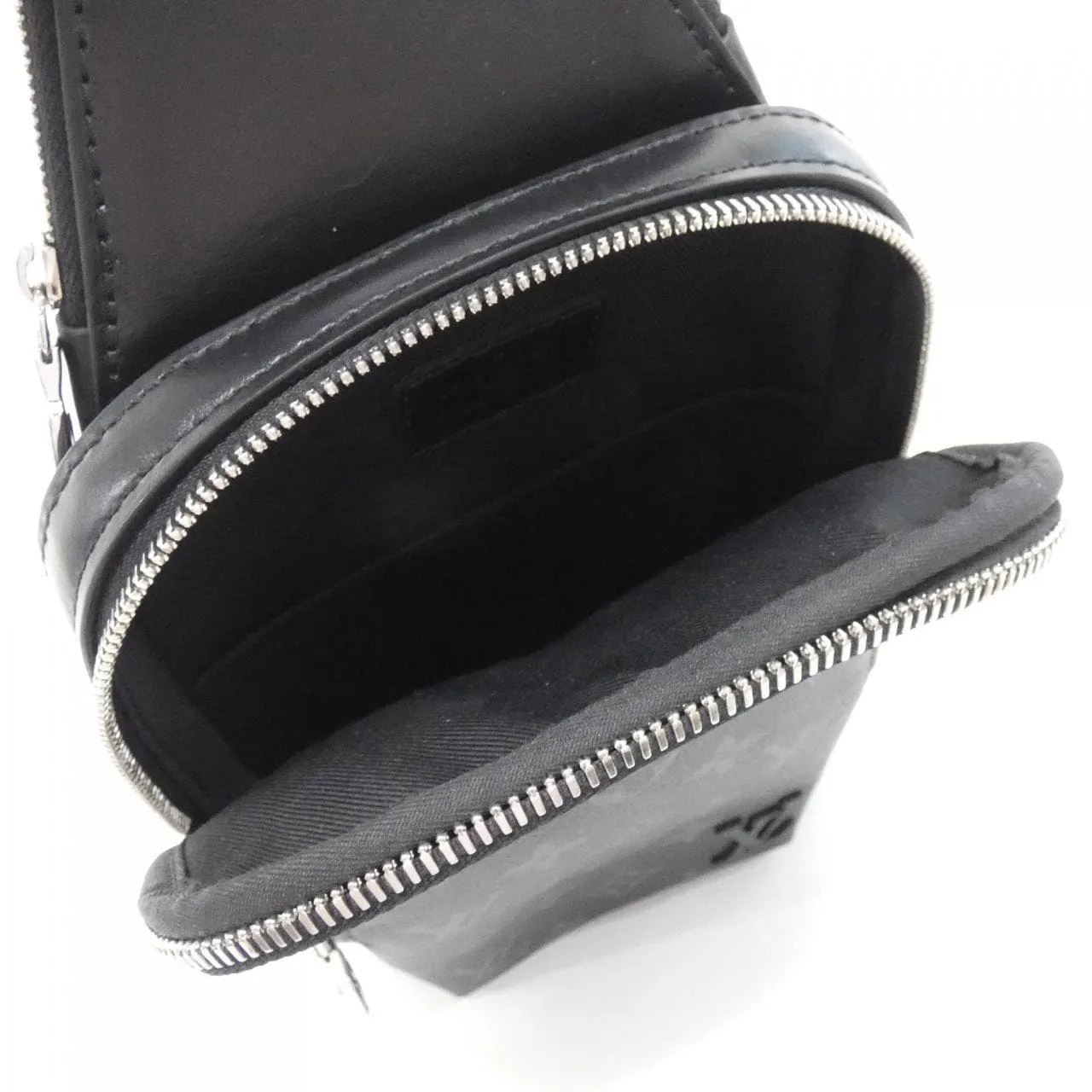 LOUIS VUITTON Avenue M47137 Shoulder Monogram 黑色 Monogram 中古品A - 縮圖 7