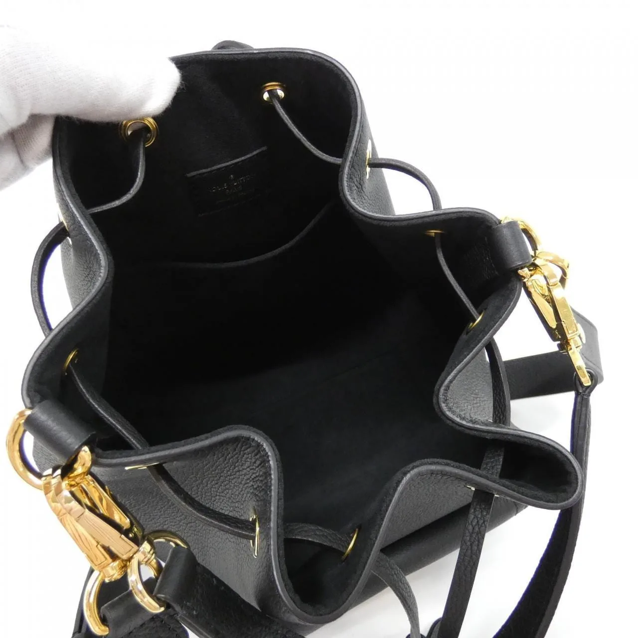 LOUIS VUITTON M57687 Shoulder Black Rank A - Thumbnail 5