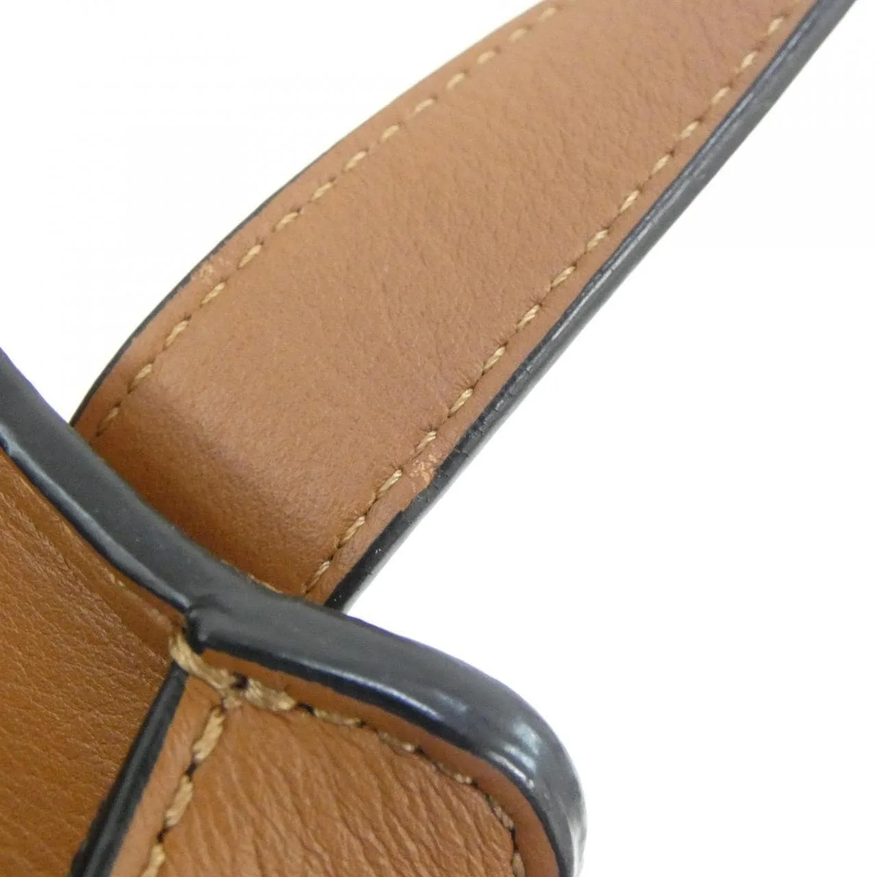 LOEWE Hammock 387 30 S35 肩背包
