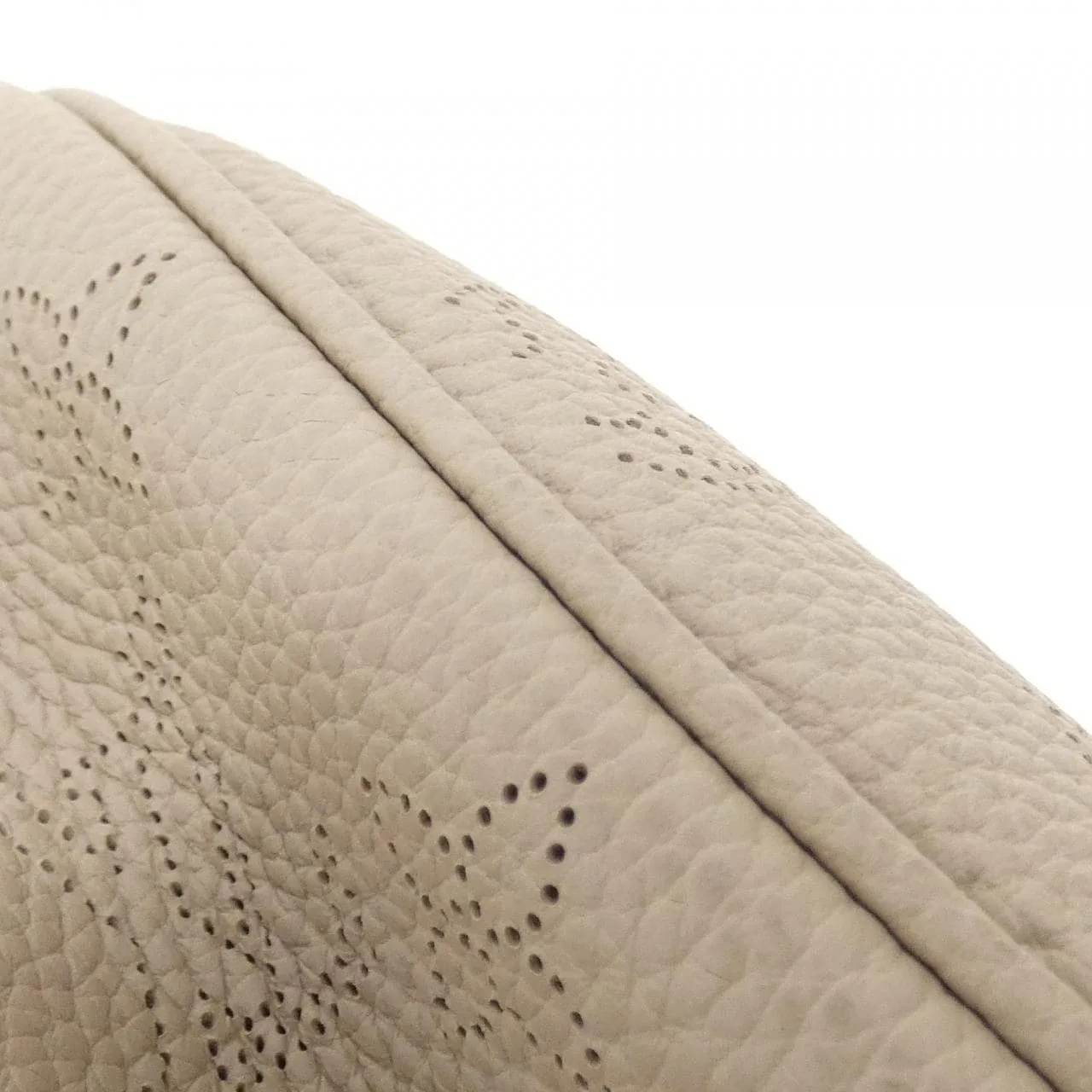 LOUIS VUITTON Mahina M22820 Shoulder Beige Rank A - Thumbnail 2