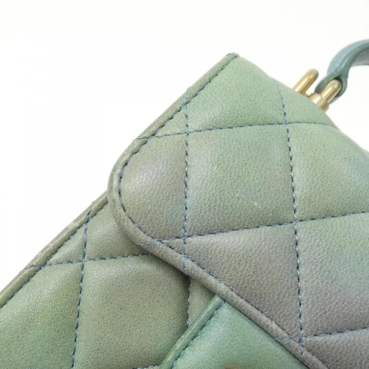 CHANEL Timeless Classic AP2682 Shoulder Lambskin 4