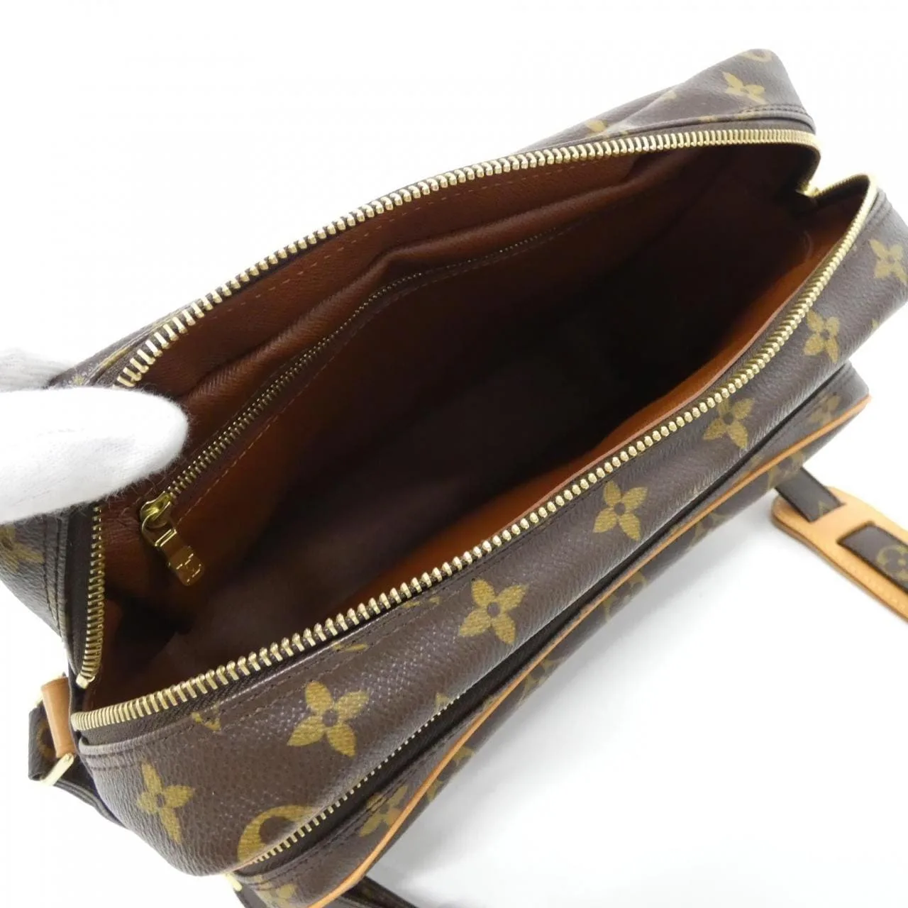 LOUIS VUITTON Nile M45244 Shoulder Monogram Black Monogram Rank B - Thumbnail 6