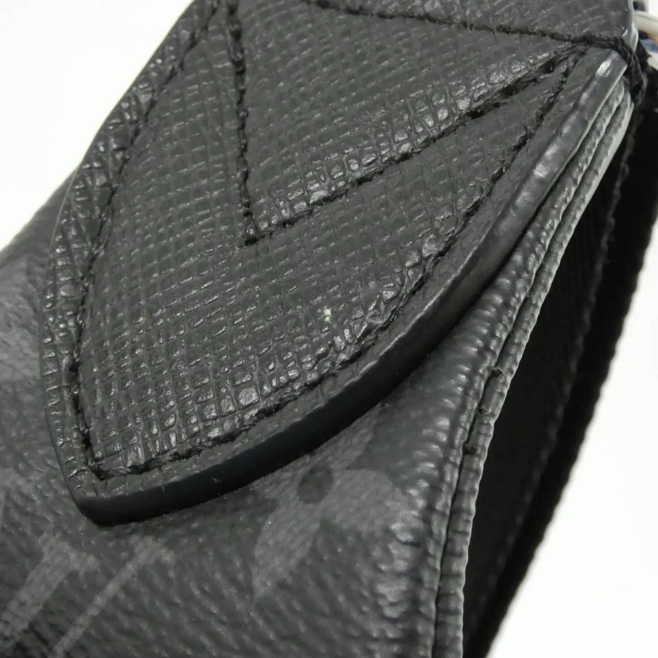 LOUIS VUITTON M30936 Shoulder Canvas 黑色 帆布 中古品A - 縮圖 4