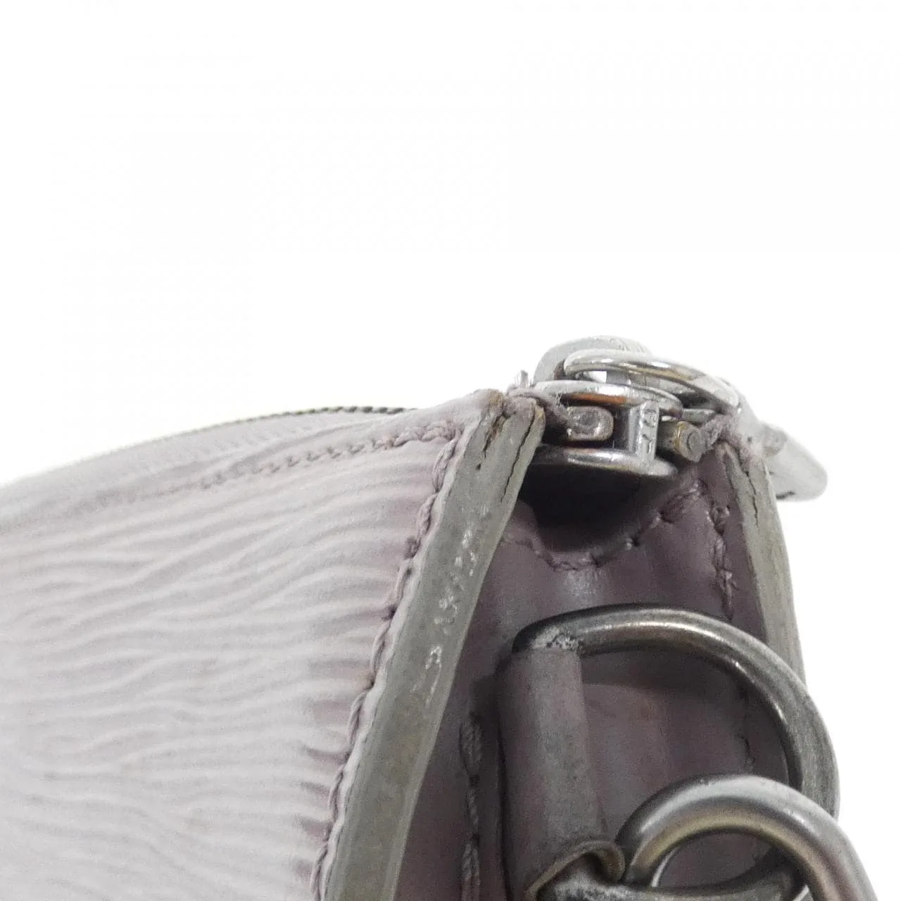 LOUIS VUITTON Pochette M5294B Pochette Epi Black Epi Rank B - Thumbnail 5