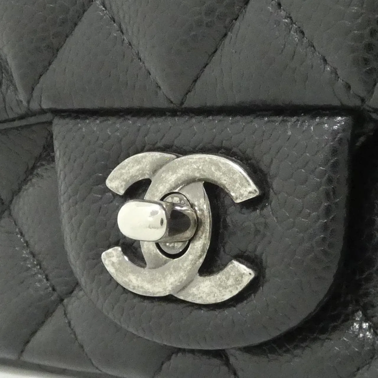CHANEL Matelasse 35200 肩背包 荔枝紋牛皮 黑色 荔枝紋牛皮 中古品A - 縮圖 4