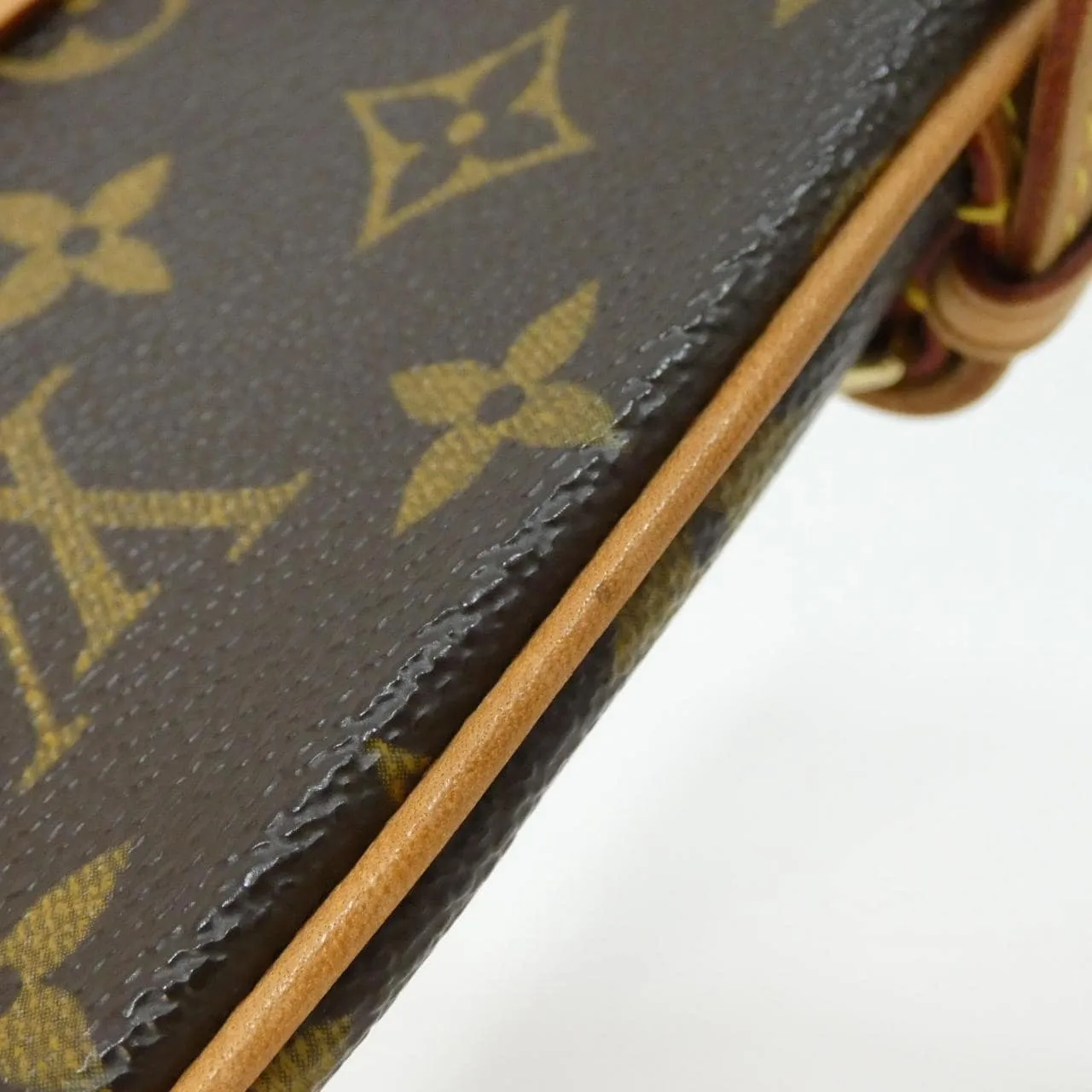 LOUIS VUITTON Pochette M51159 Belt Monogram 4