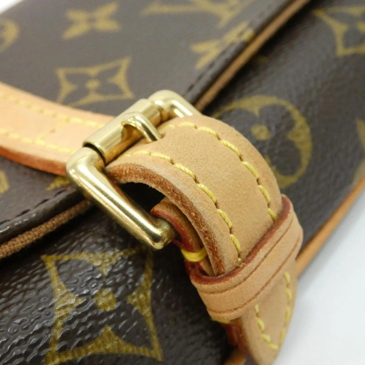 LOUIS VUITTON Pochette M51159 Belt Monogram 5