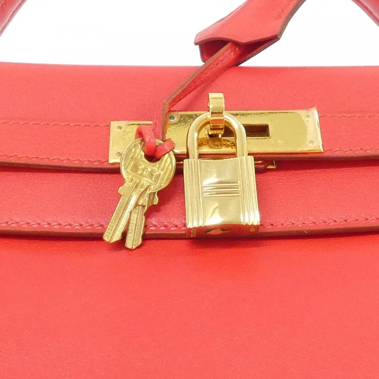 HERMES Kelly Handbag 4