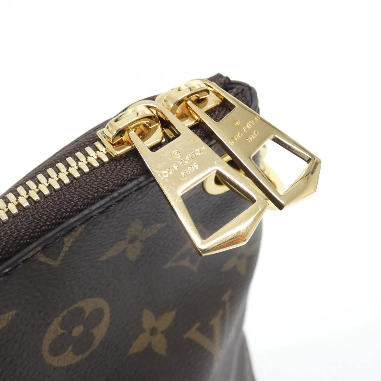LOUIS VUITTON Odéon M45352 肩背包 Monogram 4