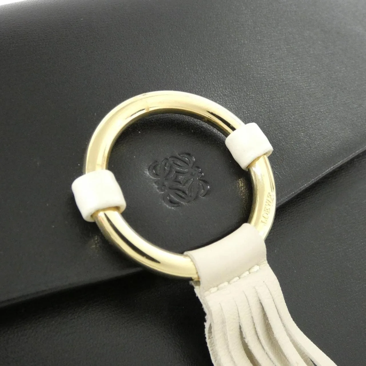 LOEWE 肩背包 皮革 4