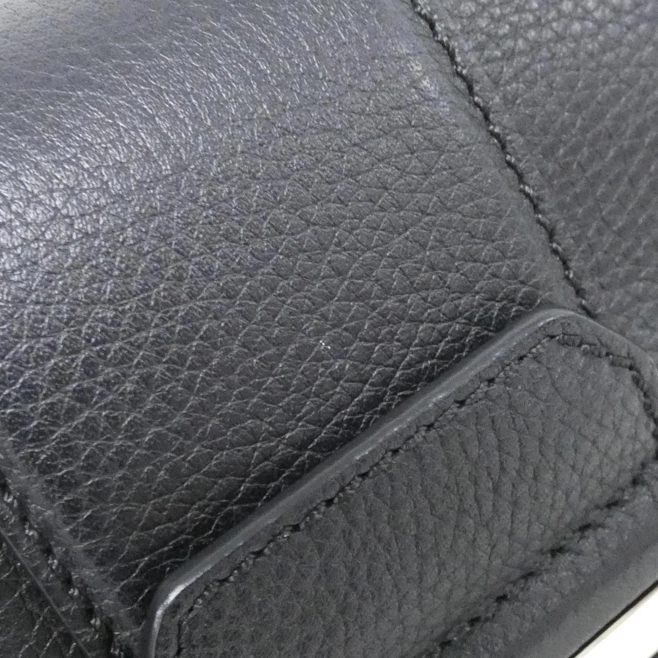 FENDI Baguette 7VA649 APDR 肩背包 4
