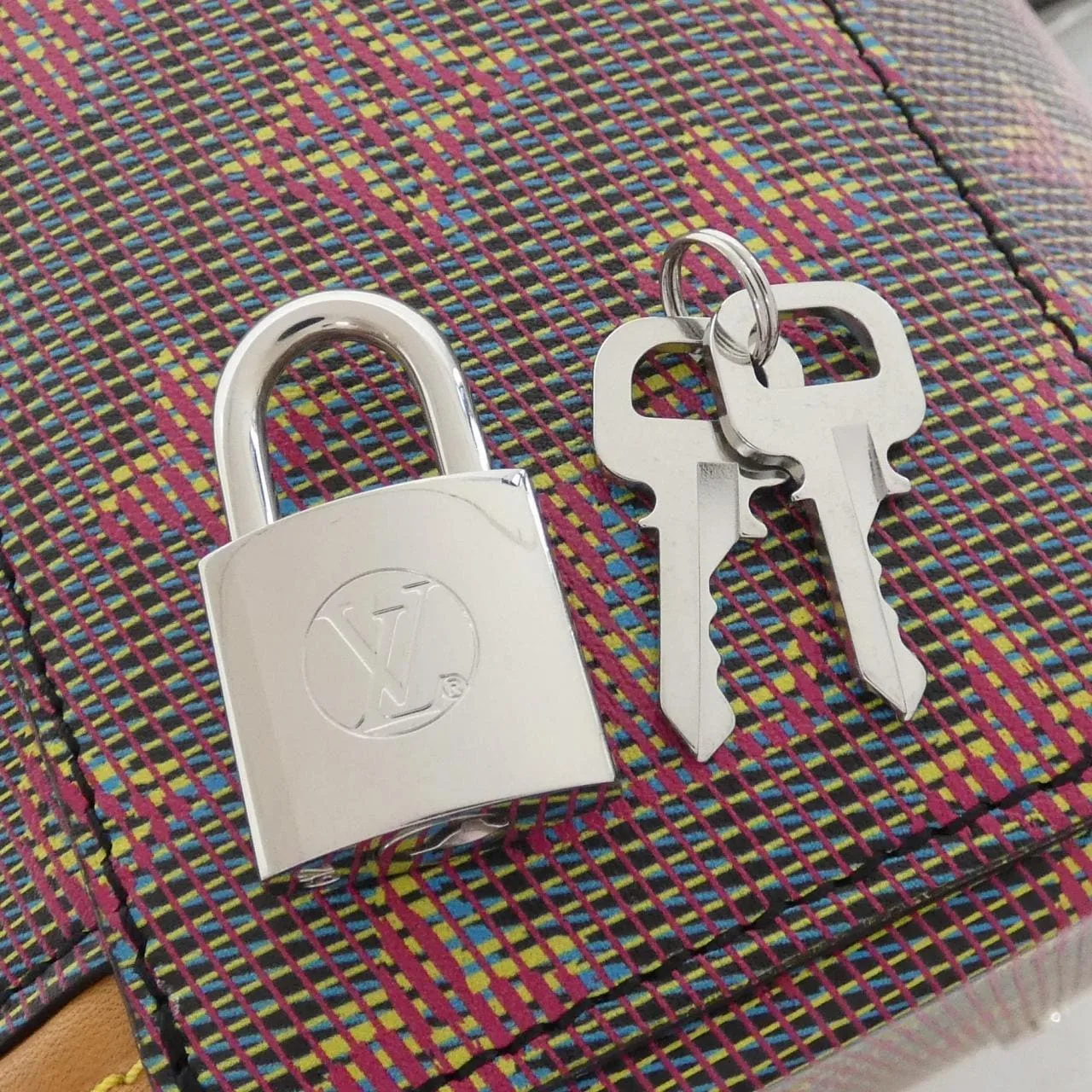LOUIS VUITTON M55457 Handbag Monogram 5