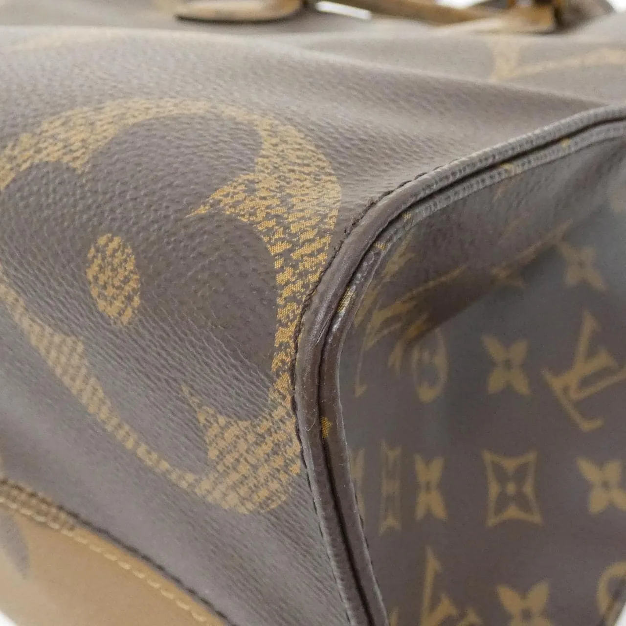 LOUIS VUITTON OnTheGo M45039 Handbag Monogram 3