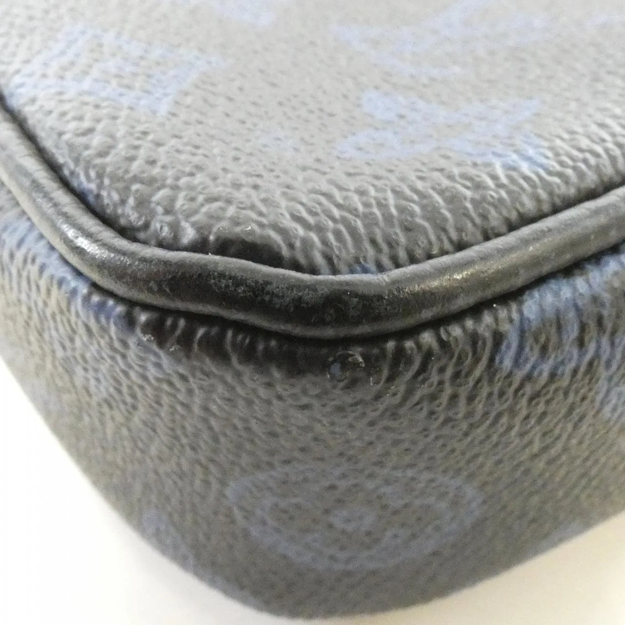 LOUIS VUITTON Christopher M81854 Shoulder Monogram 3