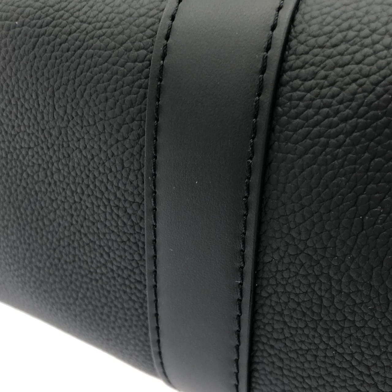 LOUIS VUITTON Keepall M59255 肩背包 羊皮 3