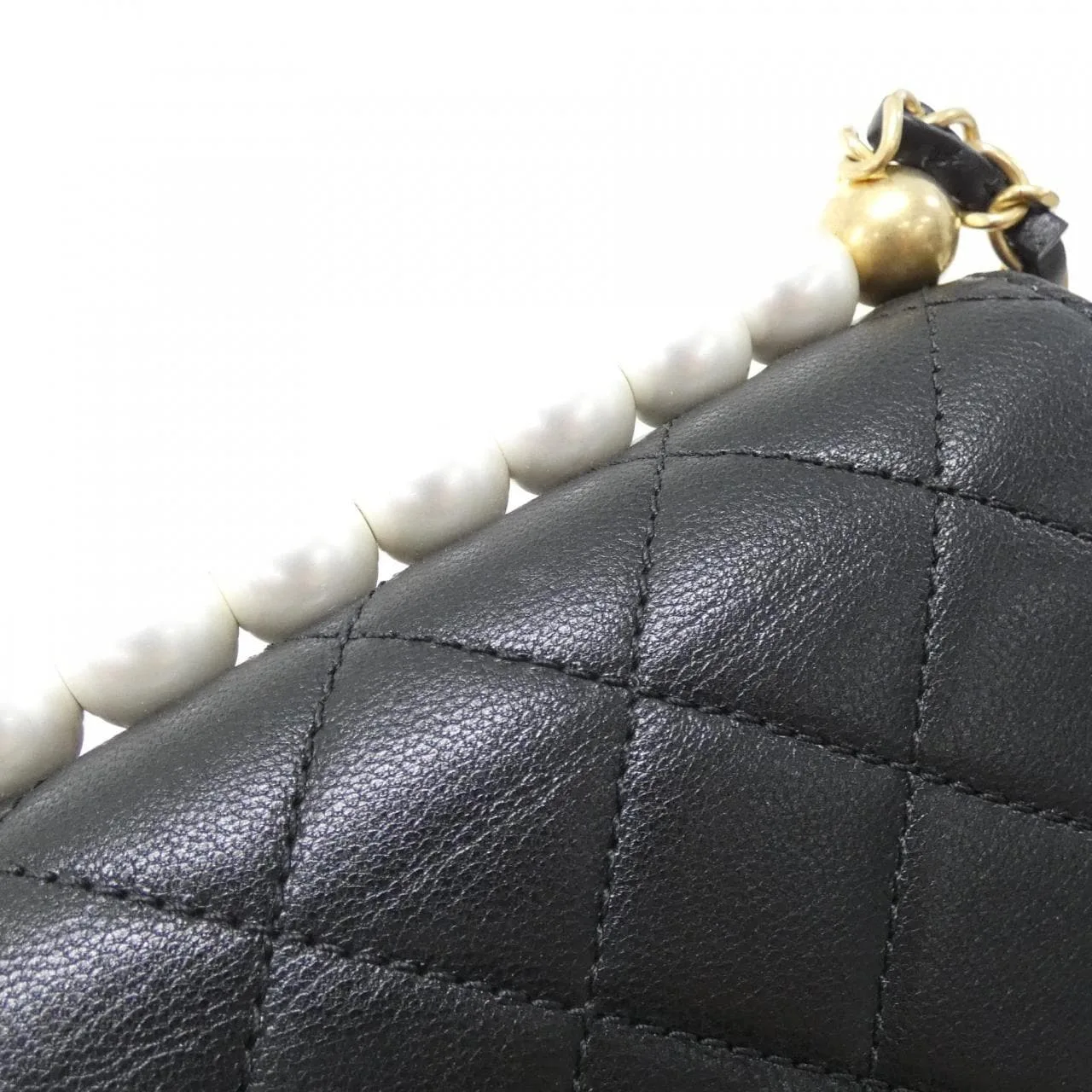 CHANEL AS0584 肩背包 4