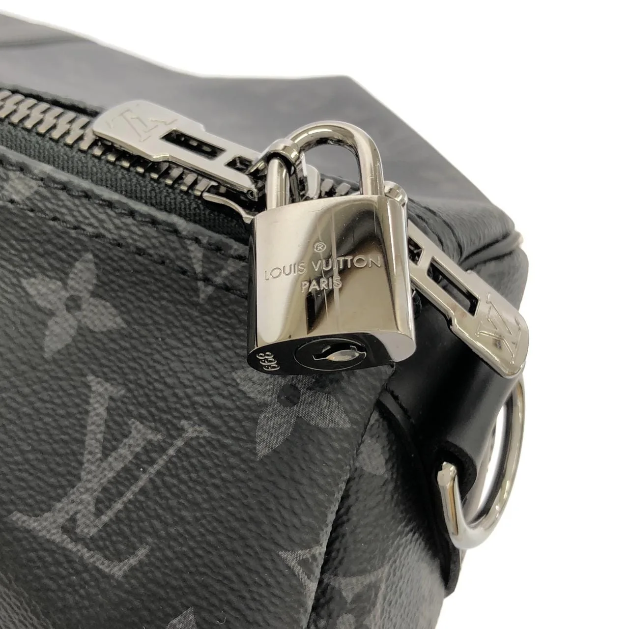 LOUIS VUITTON Eclipse M40605 Boston Monogram 3