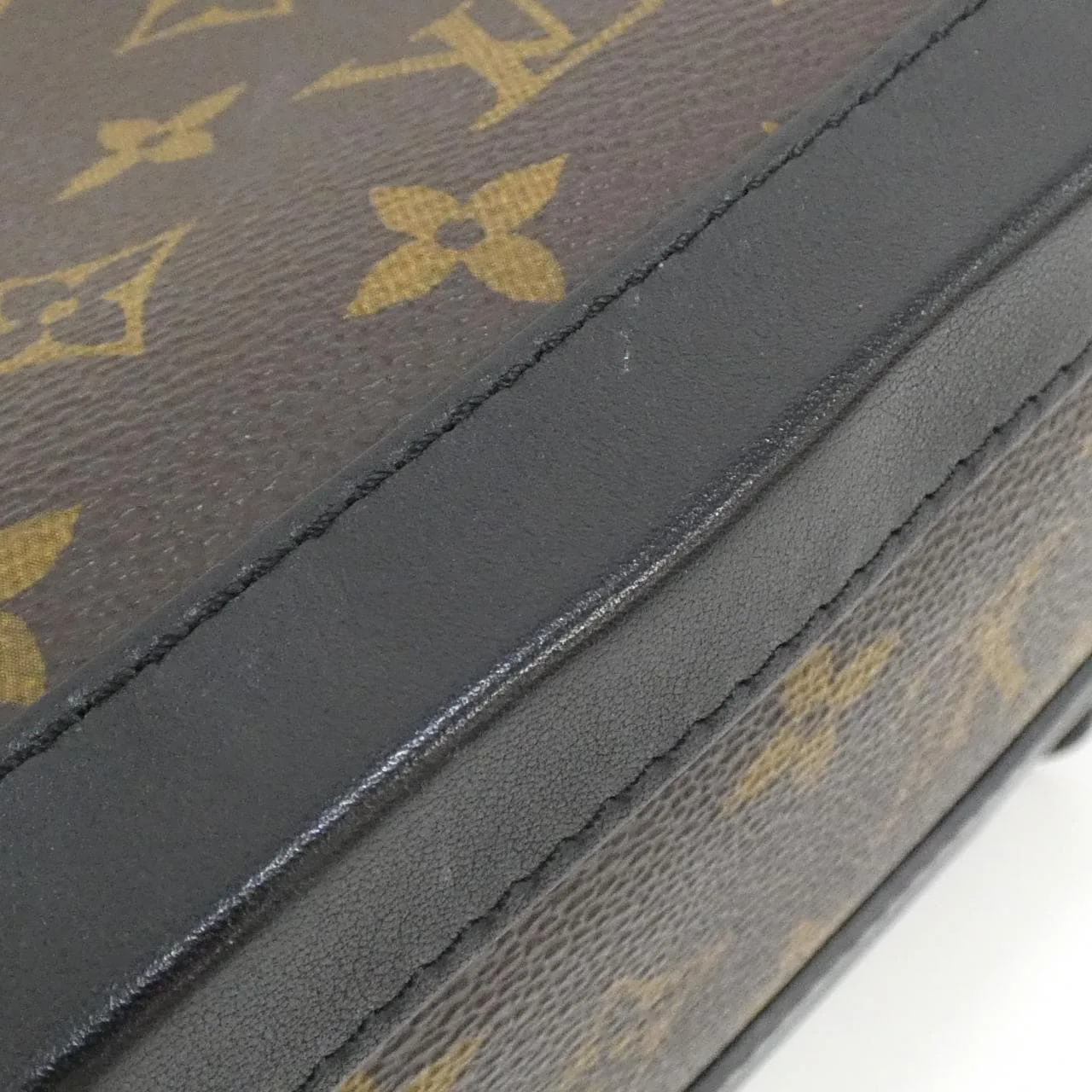 LOUIS VUITTON Soft Trunk M44478 肩背包 Monogram 4