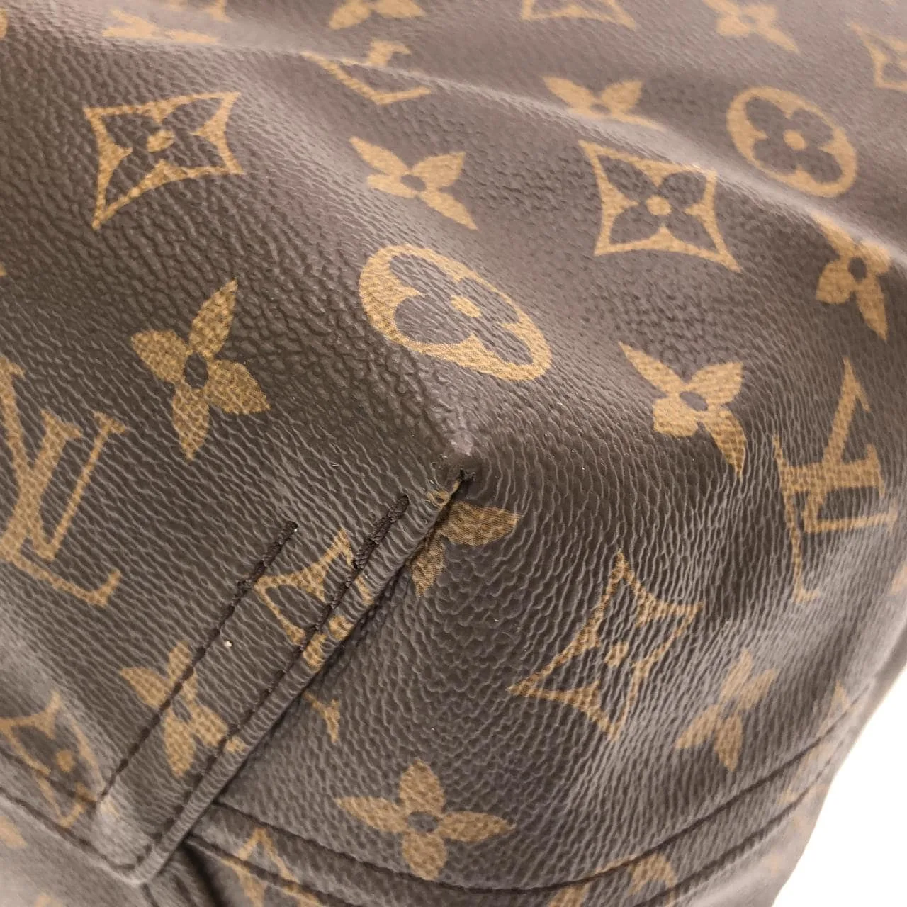LOUIS VUITTON M46817 Handbag Monogram 3