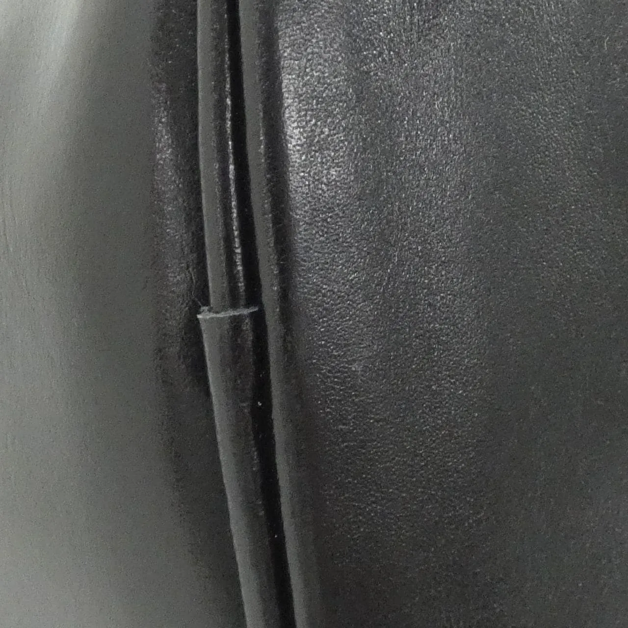 LOUIS VUITTON Keepall M13988 波士頓包 3