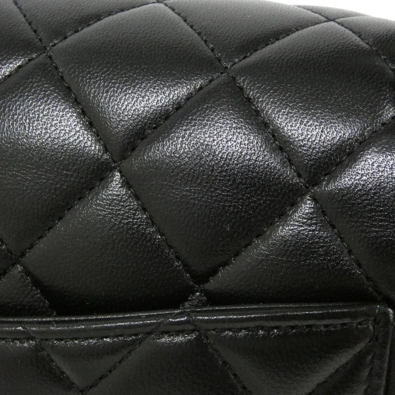 CHANEL Matelasse 1112 Shoulder Lambskin 5