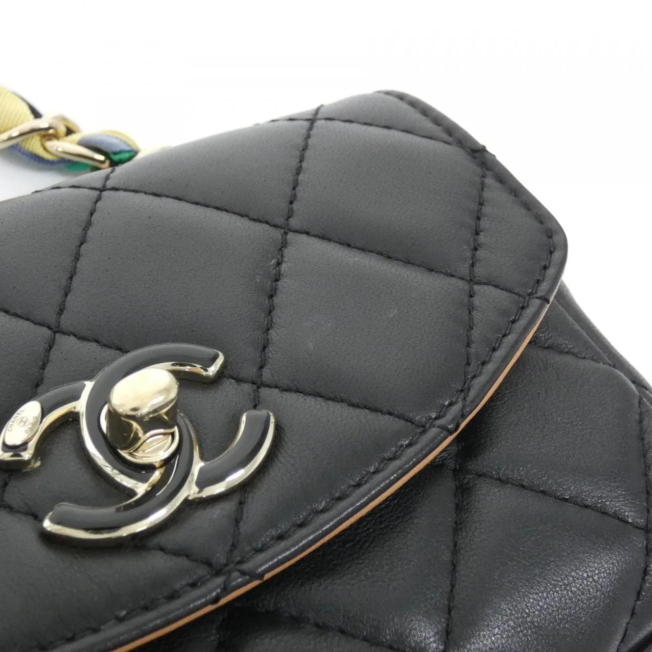 CHANEL AS2369 Shoulder Lambskin 5