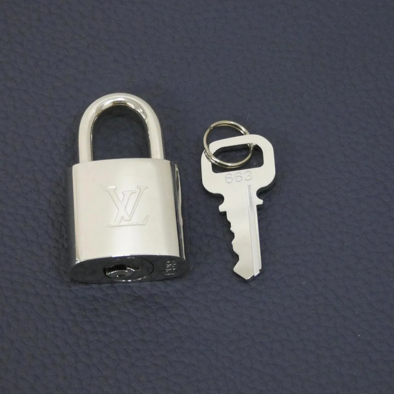 LOUIS VUITTON M21542 托特包 羊皮 5