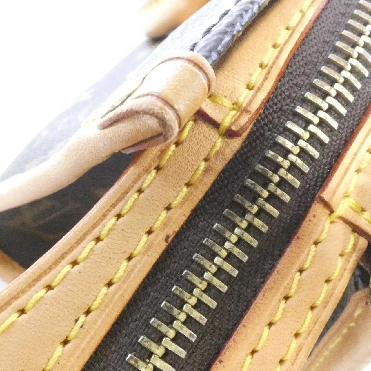 LOUIS VUITTON M40009 Handbag Monogram 3