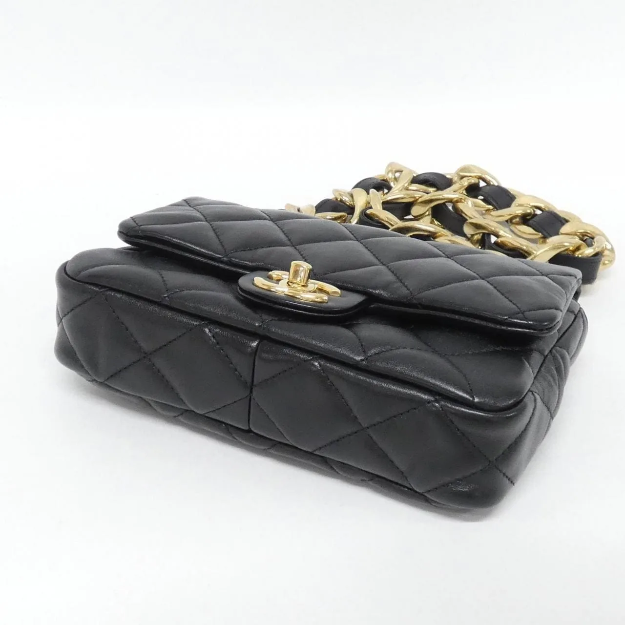 CHANEL Chanel 22 AS3214 Shoulder Lambskin 3