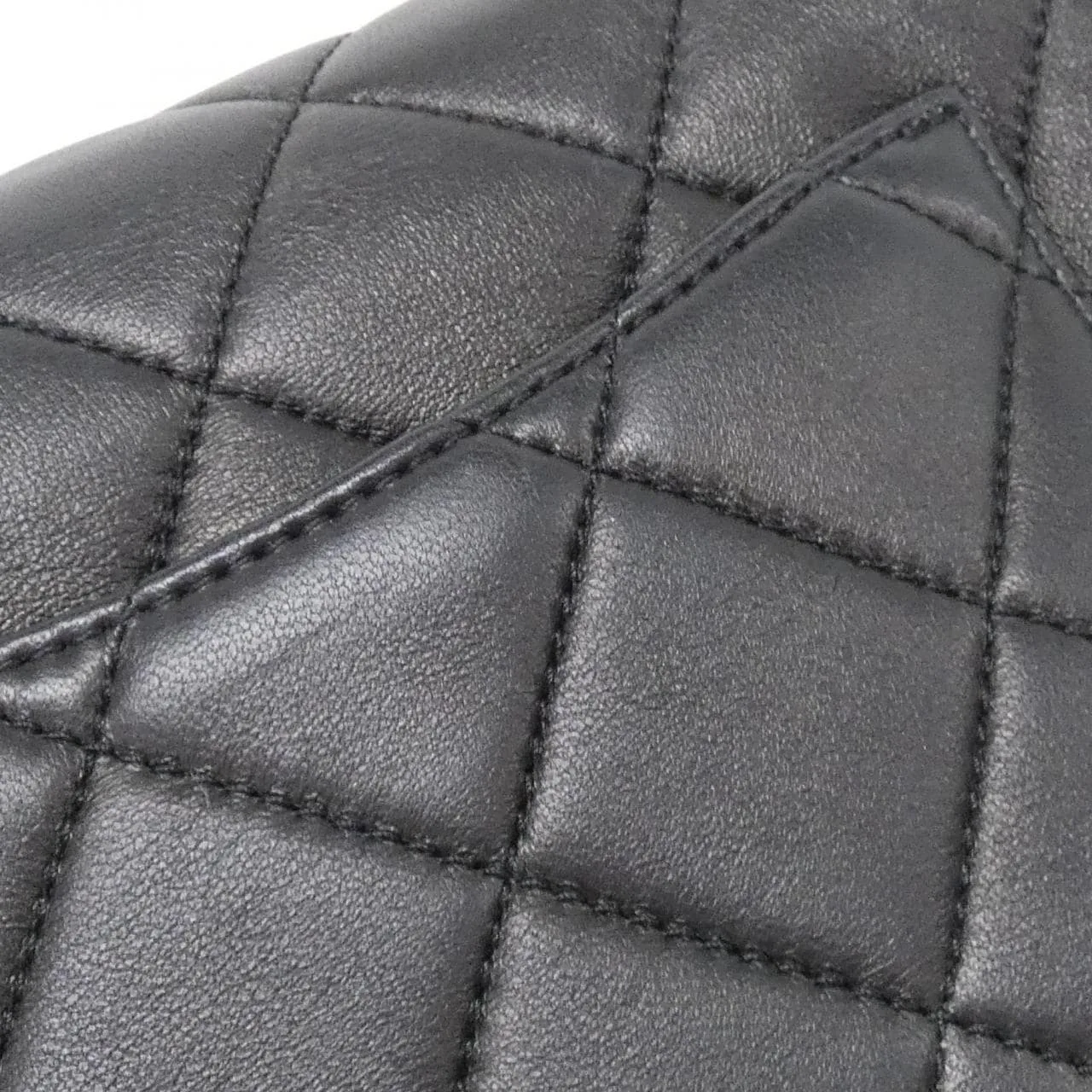 CHANEL AS4231 肩背包 羊皮 4