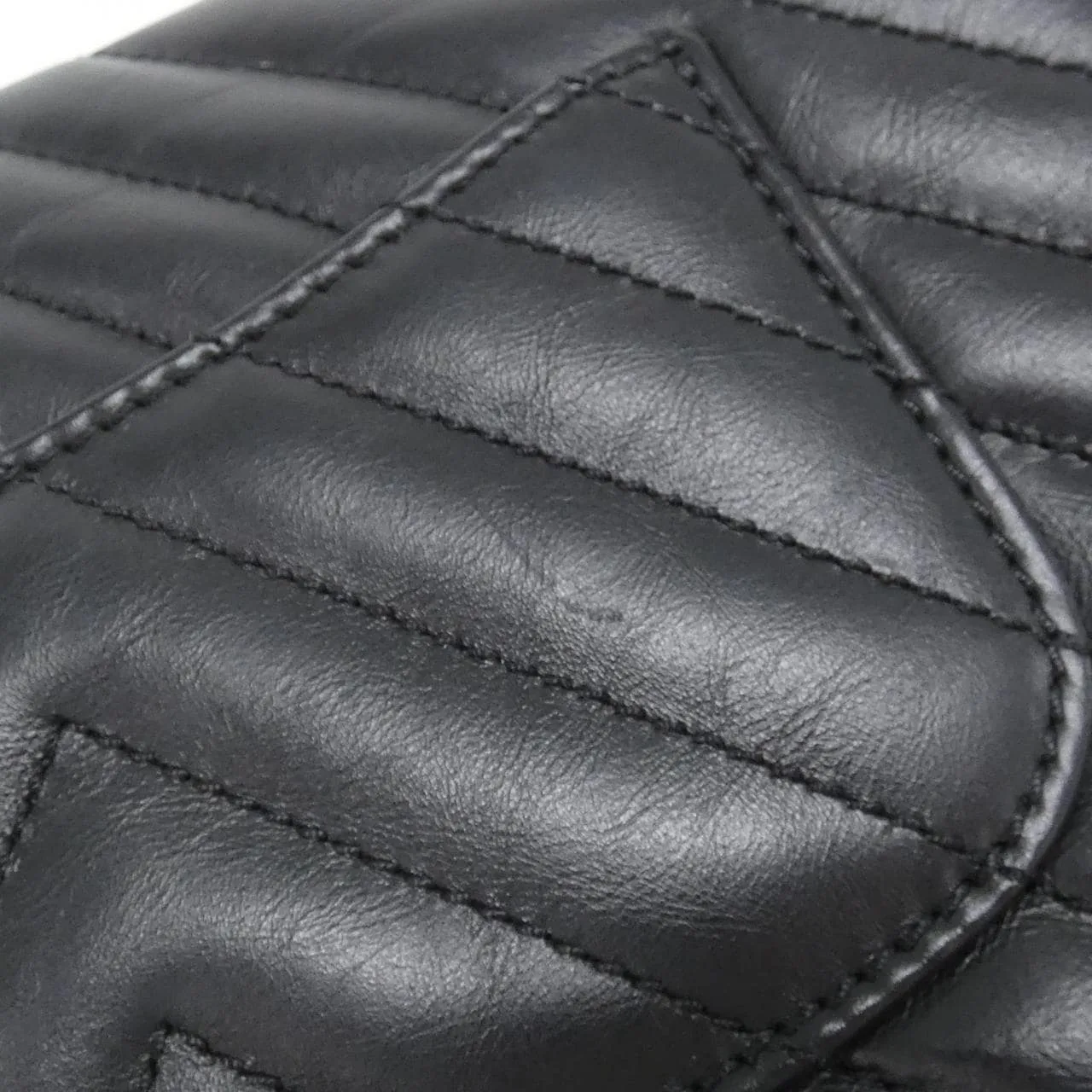CHANEL AS0874 Shoulder 4