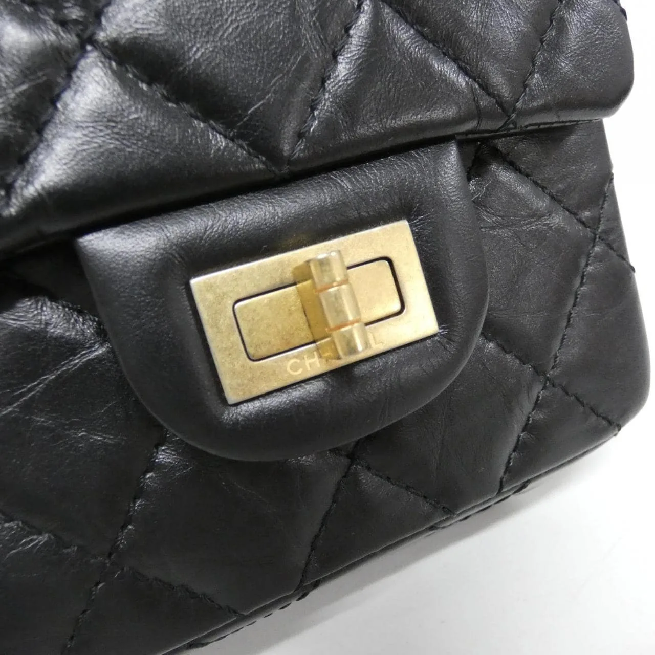 CHANEL Chanel 19 AS1961 肩背包 4