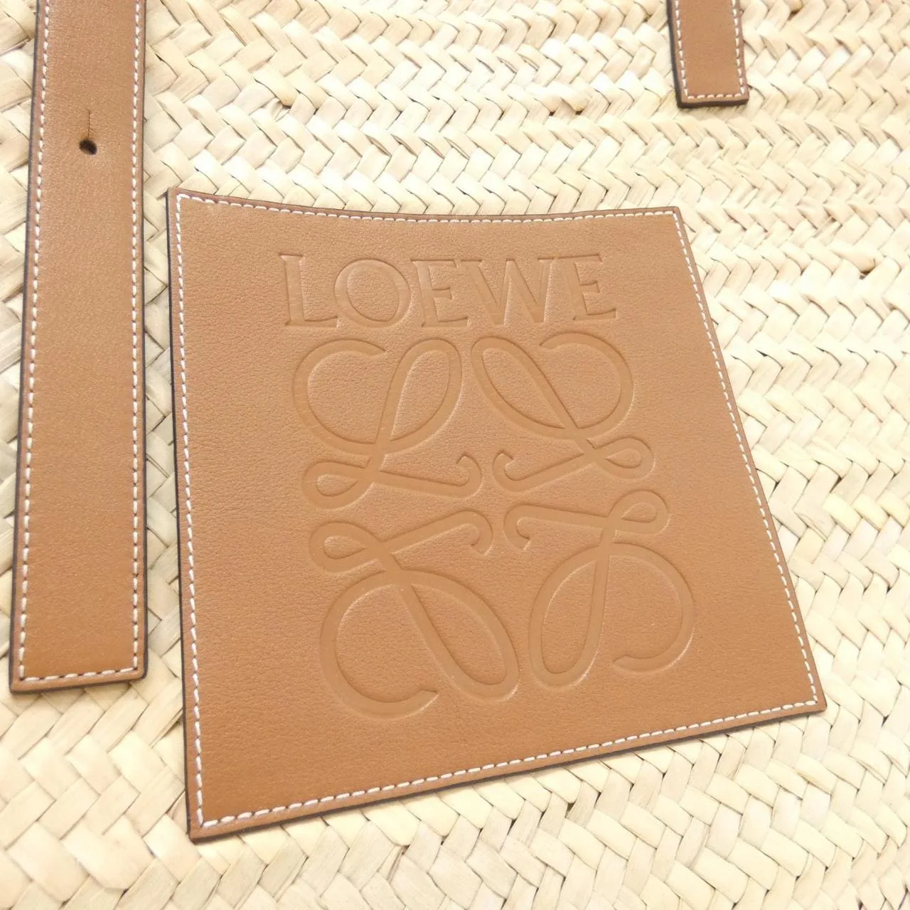 LOEWE 327 02 S81 手提包 4