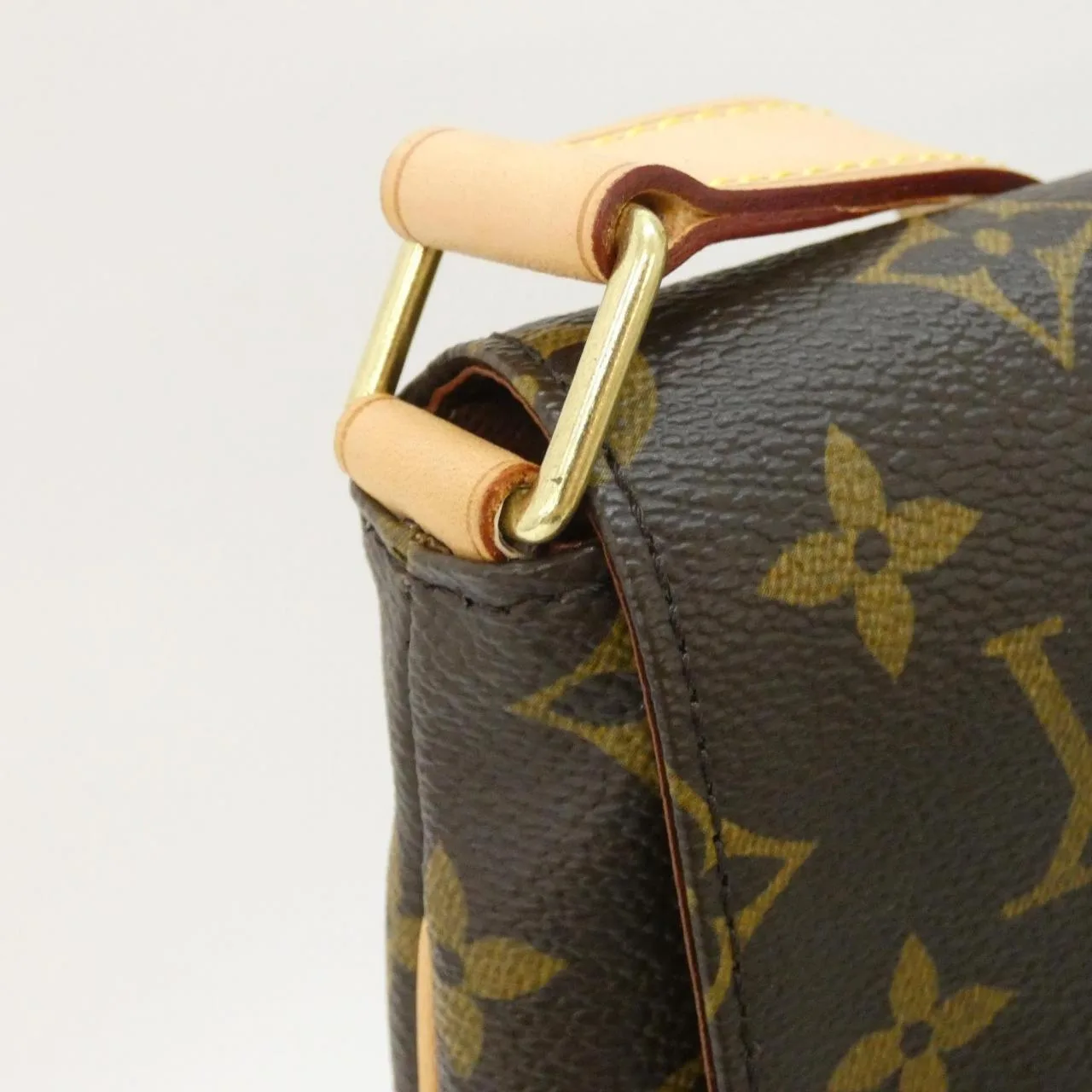 LOUIS VUITTON Musette M51256 Shoulder Monogram 5