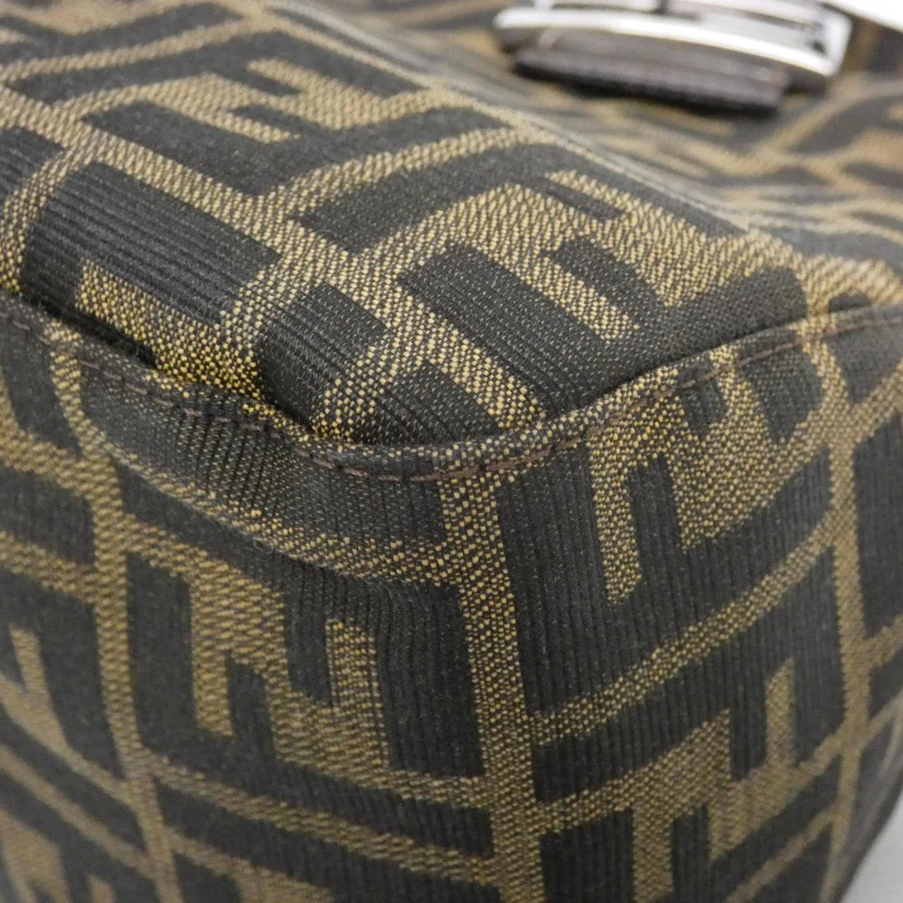 FENDI 26426 Shoulder Canvas 3