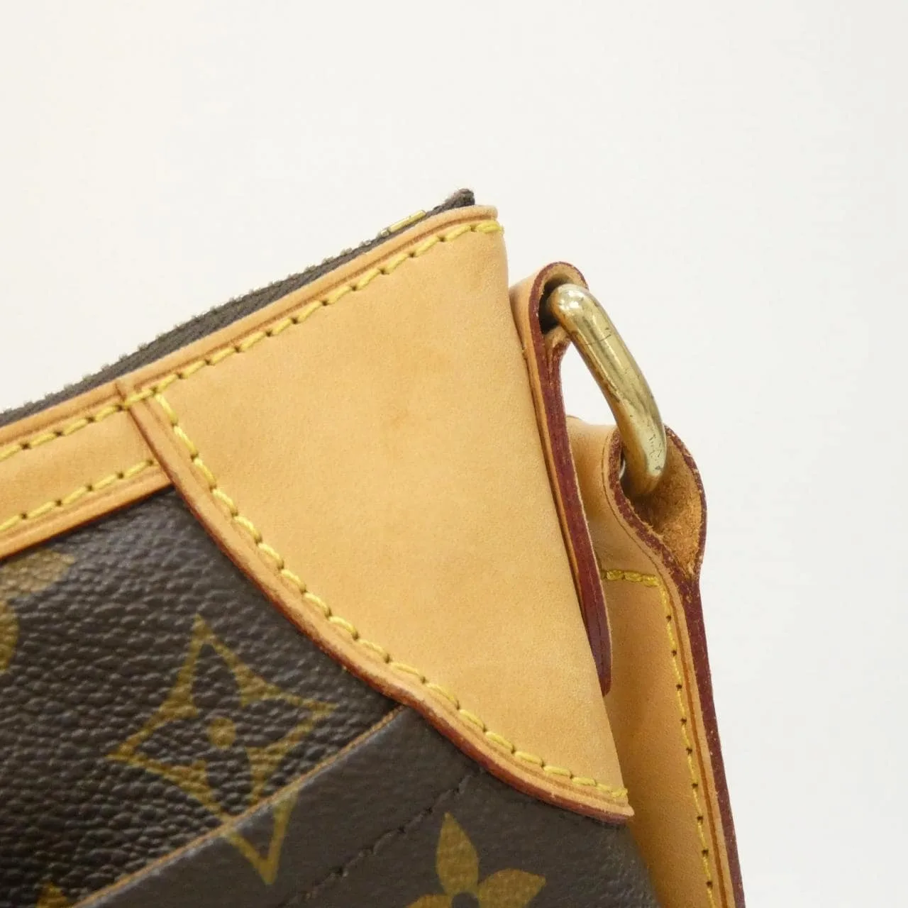 LOUIS VUITTON Odéon M56390 Shoulder Monogram 4