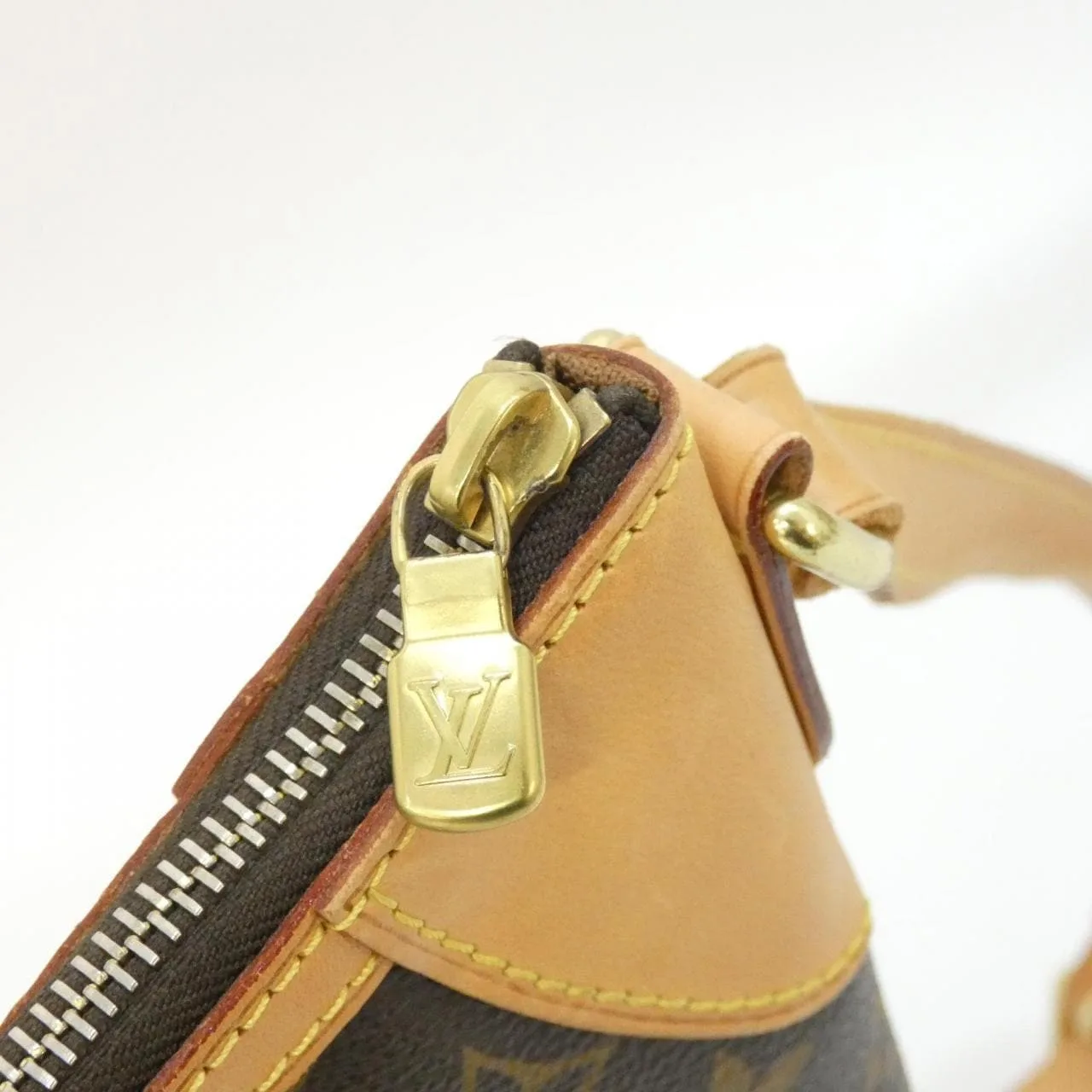 LOUIS VUITTON Odéon M56390 Shoulder Monogram 5