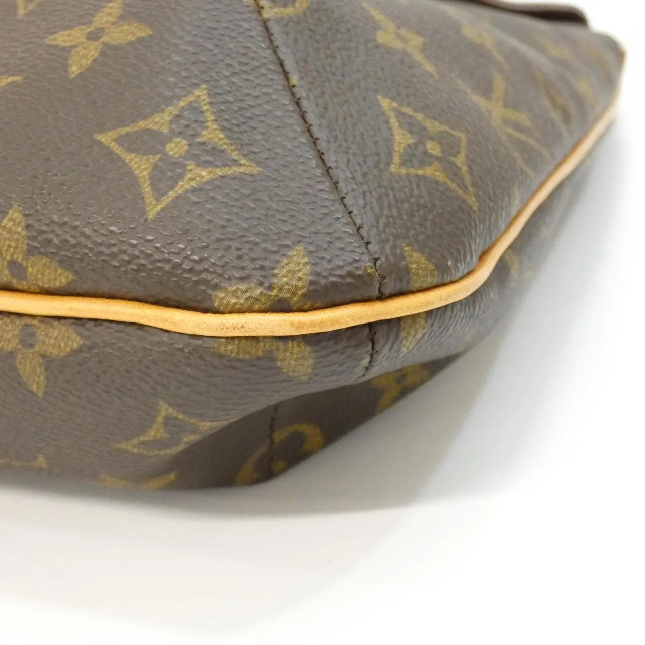 LOUIS VUITTON Musette M51256 Shoulder Monogram 3