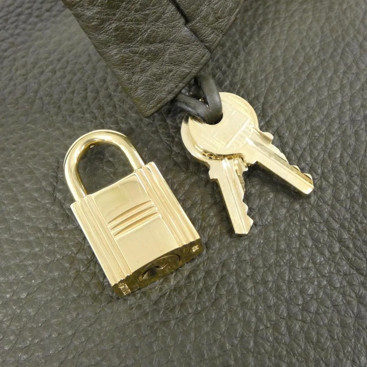 HERMES Handbag Clemence 4