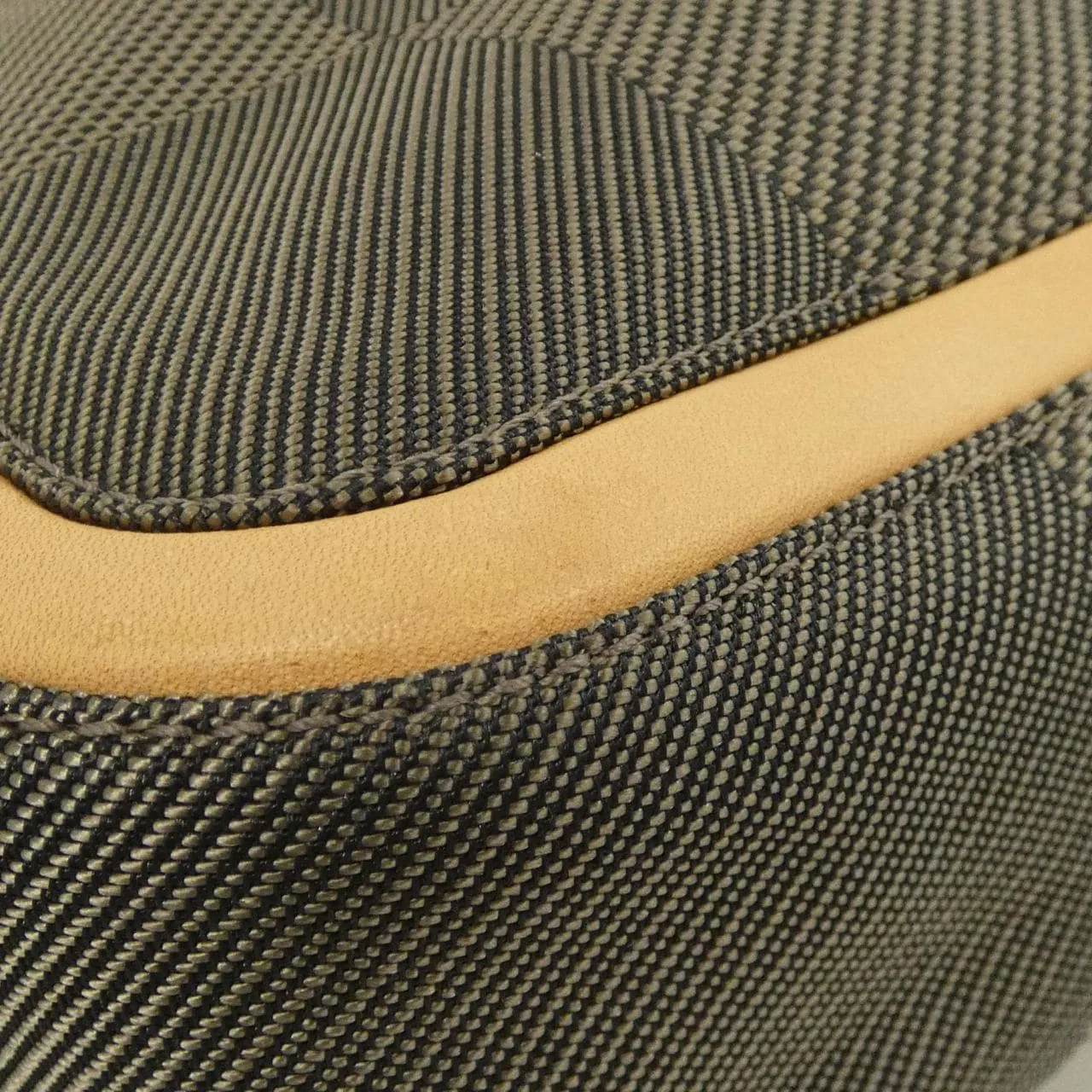 LOUIS VUITTON M93045 肩背包 Damier 3