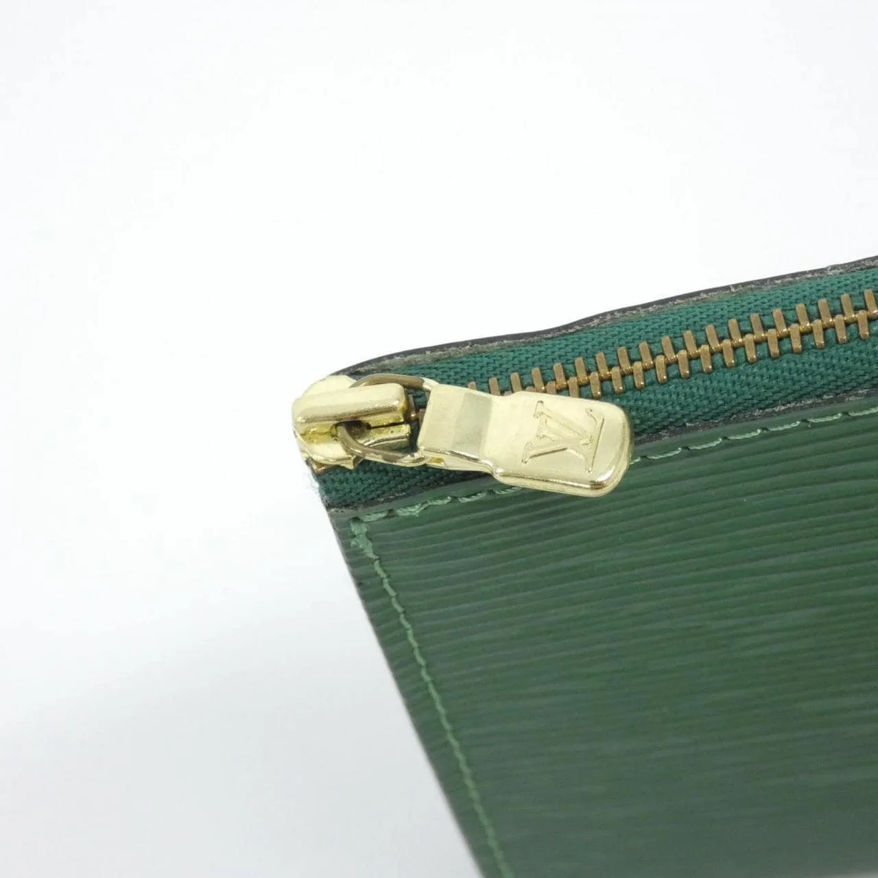 LOUIS VUITTON Pochette M52944 小斜揹包 Epi 4