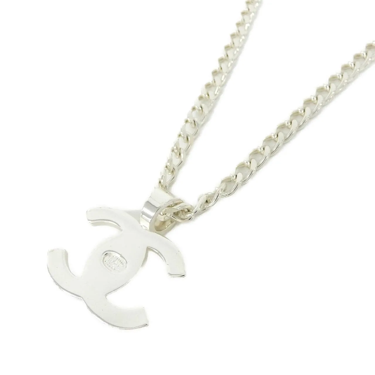 CHANEL Accessories 3