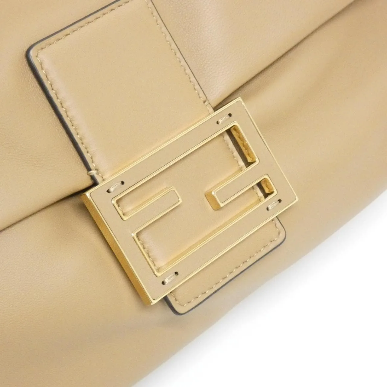 FENDI Baguette 8BR834 AQ0D 肩背包 皮革 4